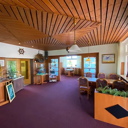 Hotel Buten-diek Hotel-restaurant Gmbh & *