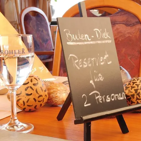 Buten-diek Hotel-restaurant Gmbh & 도누메시어