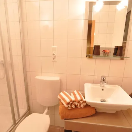 Buten-diek Hotel-restaurant Gmbh & Hotel Dornumersiel